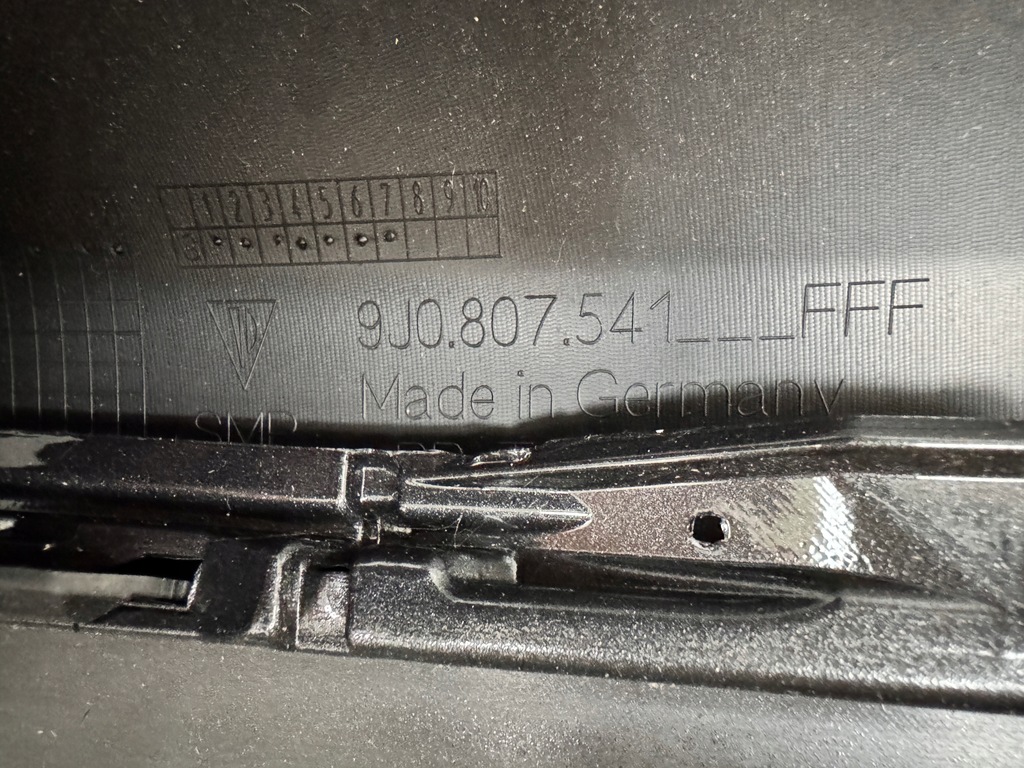 фото №12, Porsche taycan 9j0 turbo s бампер передний оригинальный новый