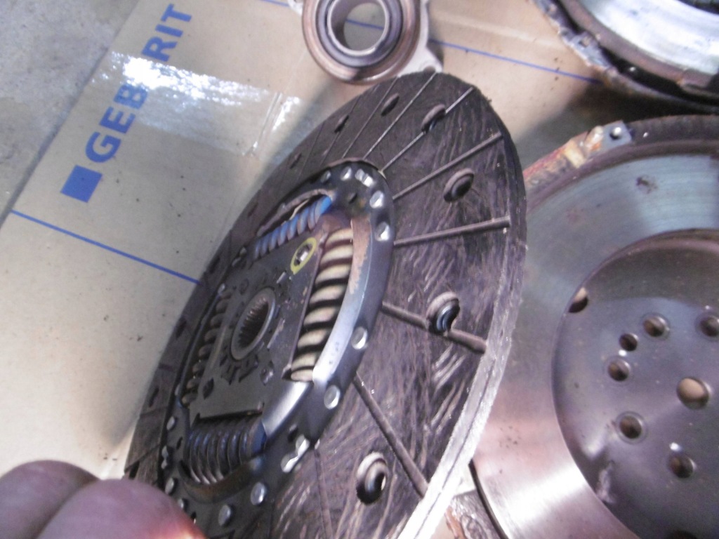 фото №7, Колесо двухмассовый kia sportage nowe +подшипник