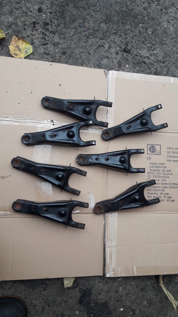 фото №4, Mazda 323 f premacy 626 2.0 td ditd mpv 6 2.0 citd кронштейн зчеплення вилка