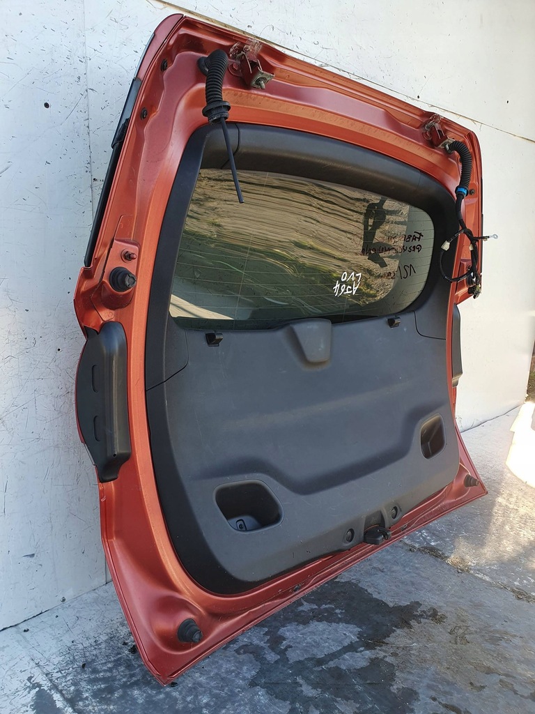 фото №10, Peugeot 2008 i задня задня кришка багажника багажника