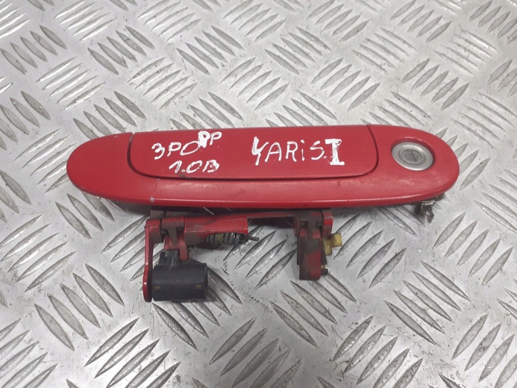 Купить Ручка правый  передняя наружная toyota yaris 1