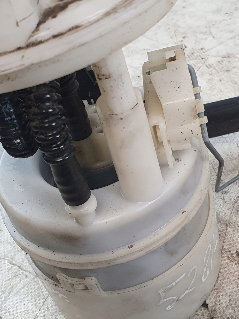 фото №15, Насос топлива оригинальный номер 82 00 683 209 renault thalia ii 1.2b 10r.