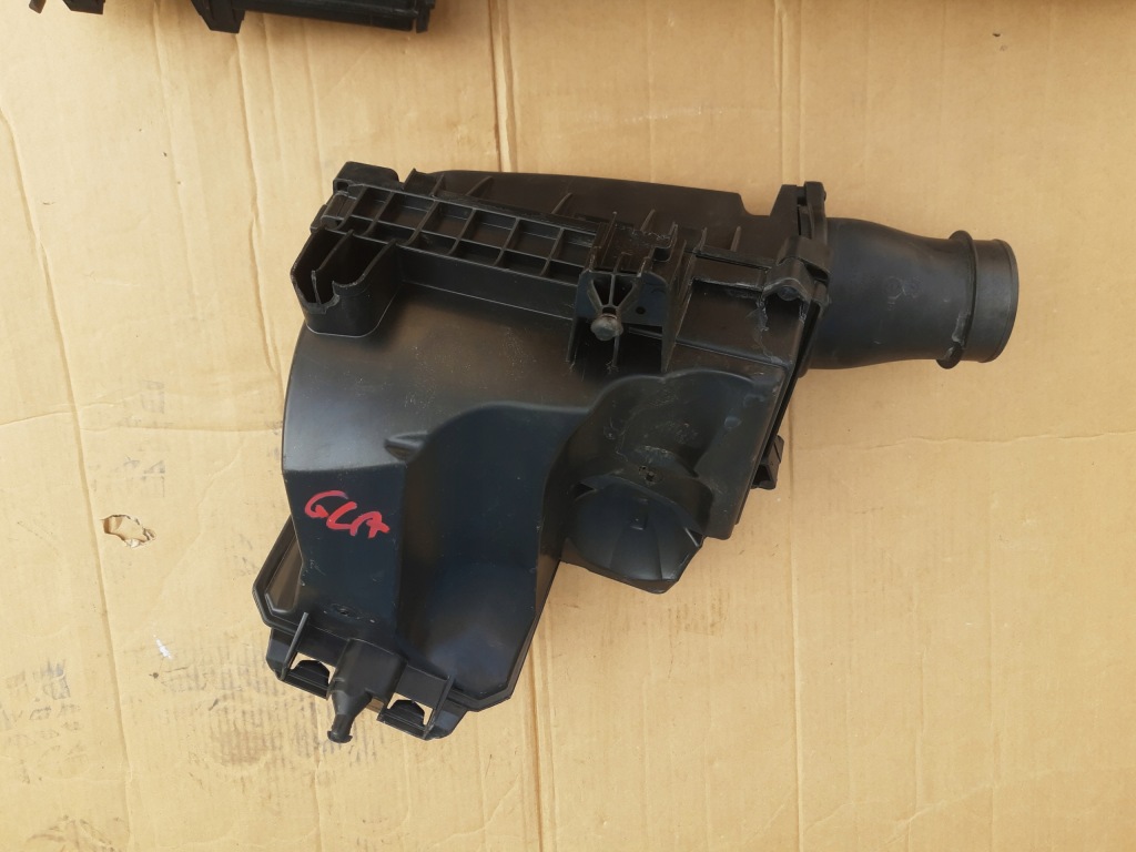 фото №7, Mercedes a w176 cla w117 gla x156 1.6 cgi корпус фільтр повітря труба