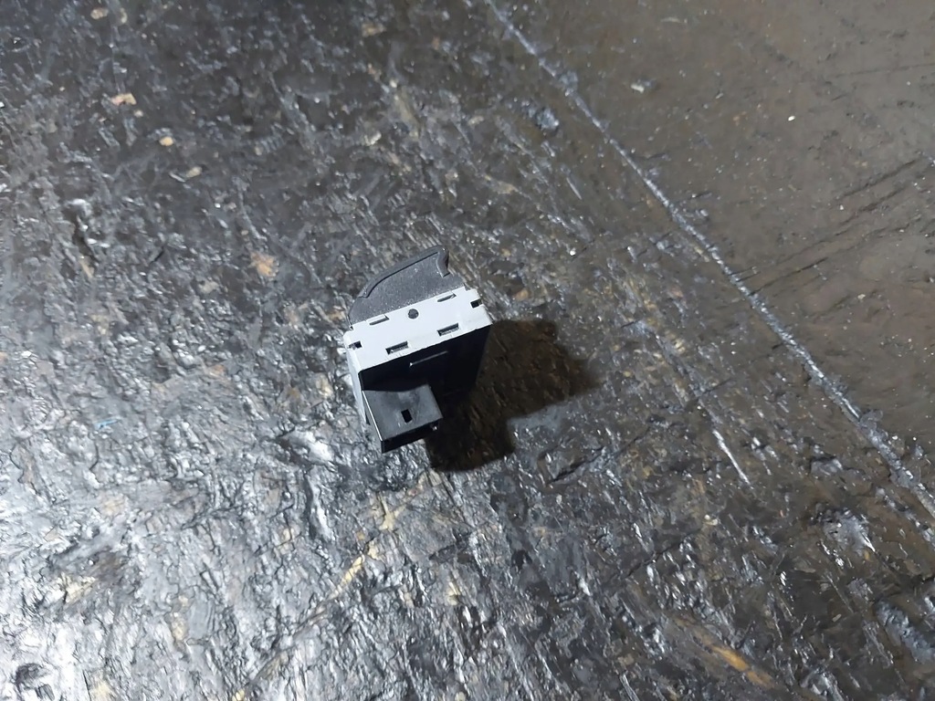 фото №10, Кнопки вікон водія seat ibiza iii 6l 6q0959858