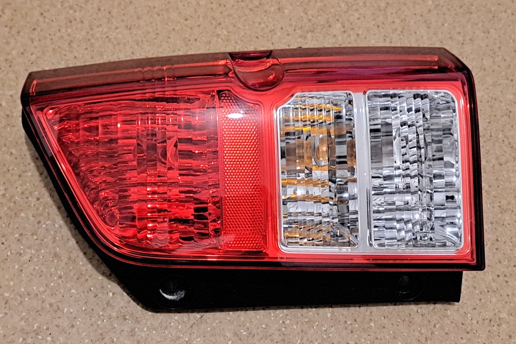 фото №5, Nissan pathfinder r51 лампа правая задняя x99