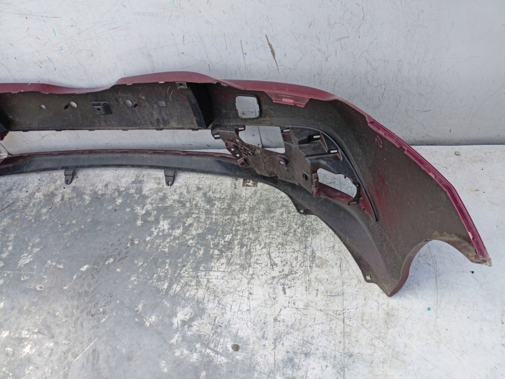 Toyota auris 2 2 рестайлинг  15-18 бампер передний перед Оригинал