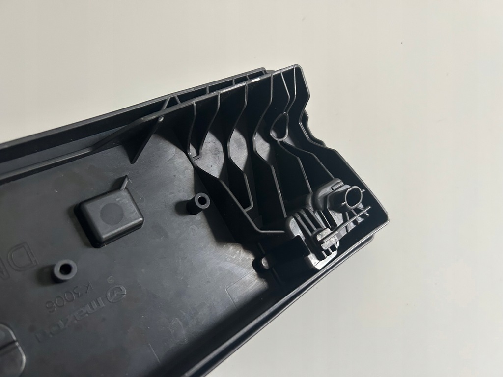 фото №14, Mazda 2 demio 4 iv lift 2023-- основание номерного знака 52x12cm dmrw оригинал