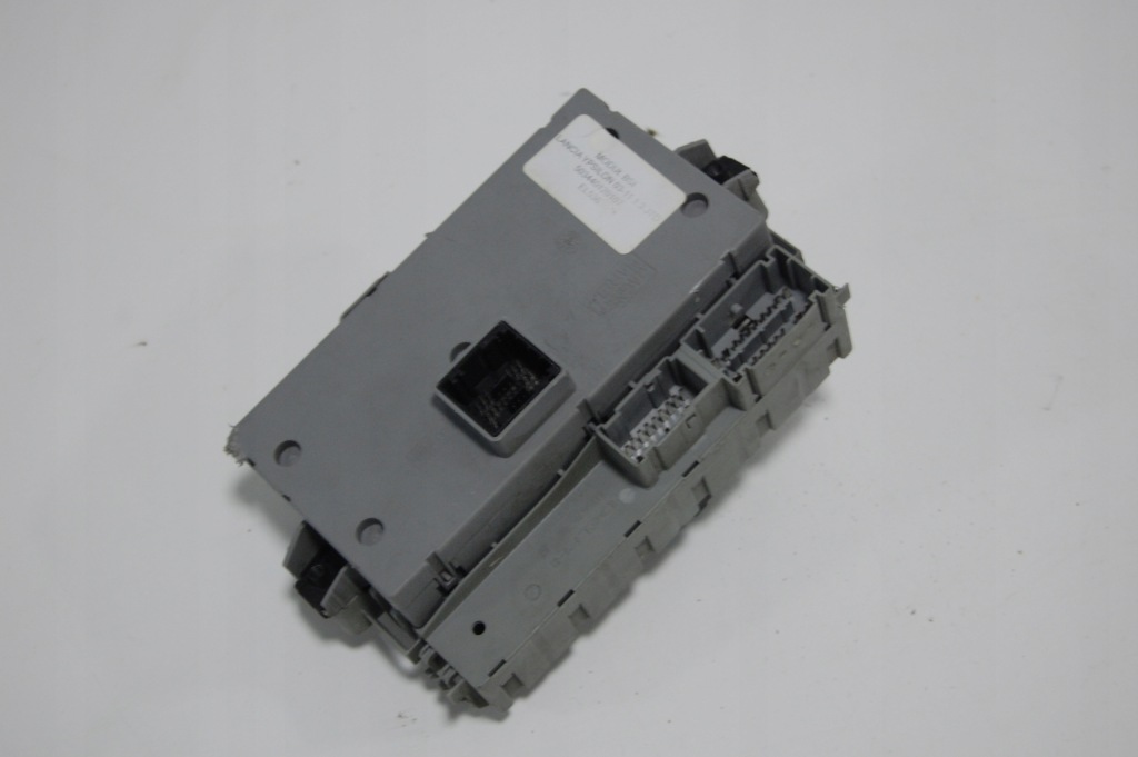 Lancia ypsilon модуль bsi Доставка