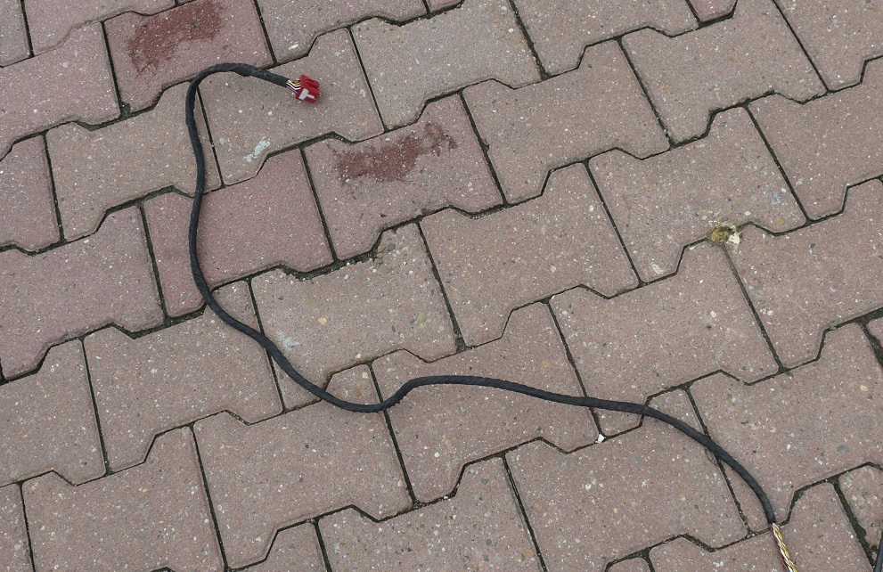 фото №10, Електропроводка динаміків телефону навігації audi a6 c5