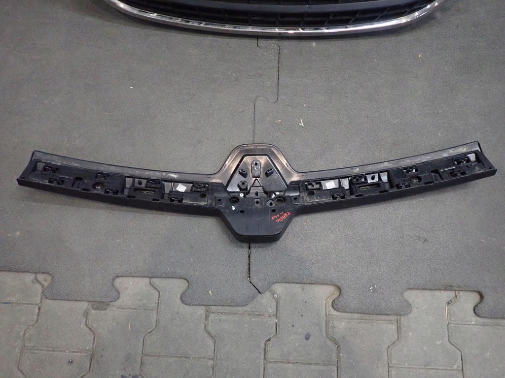 фото №6, Решітка радіатора renault trafic iii lift 2019- 116705a0