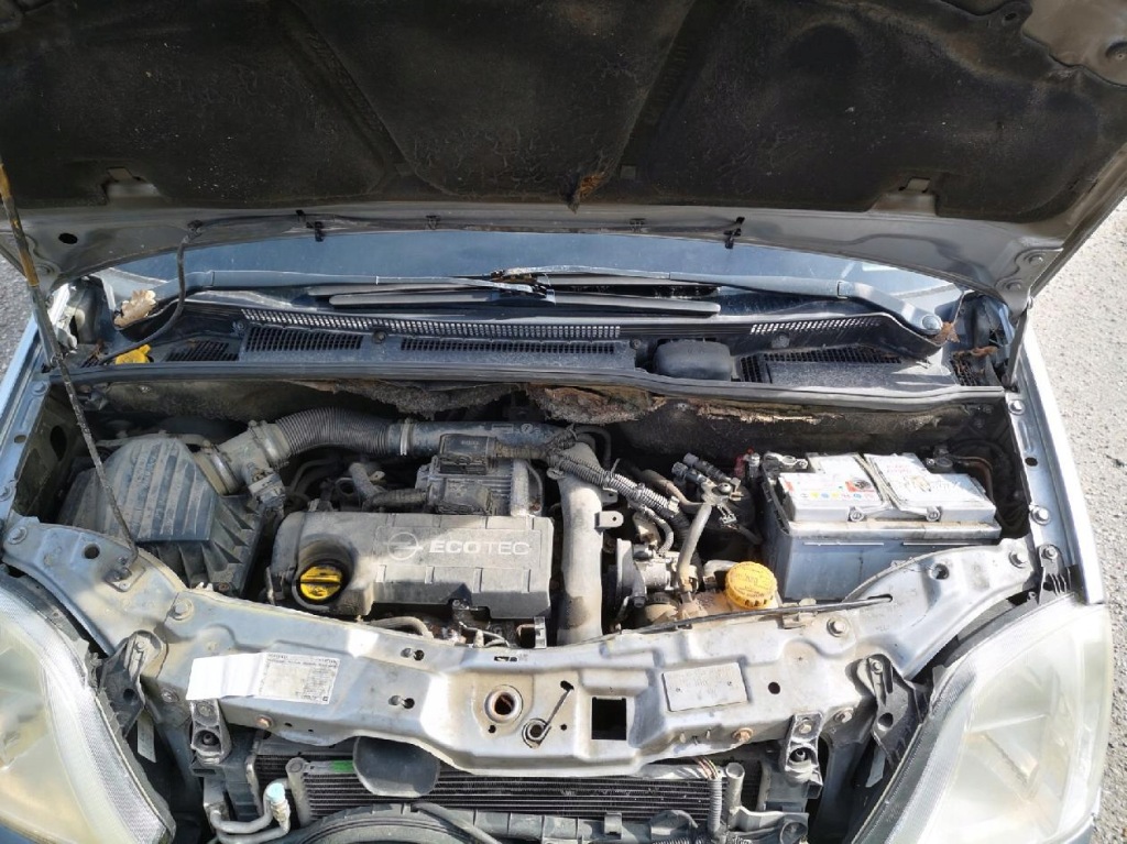 Opel meriva коробка запобіжників 2004 1.7l 93363145 Зі Шроту