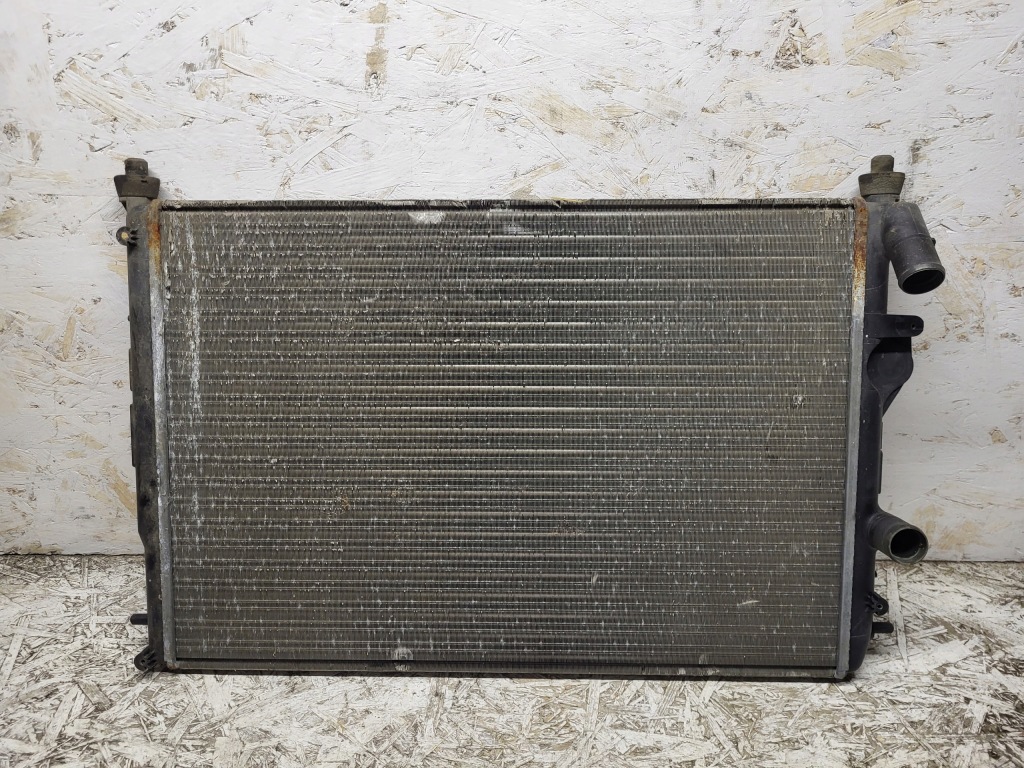 Купить Renault оригинальный номер 8200062690 радиатор воды