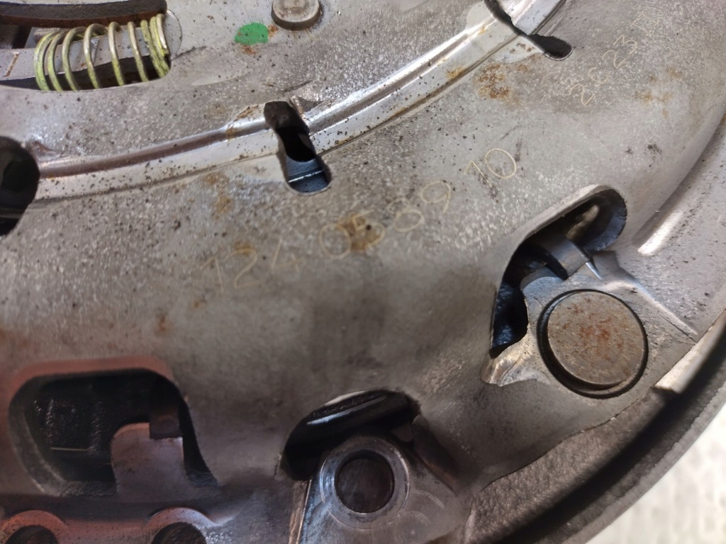 фото №11, Bmw 4 f36 gran coupe 14-17 2.0 n47d20c комплект сцепления luk