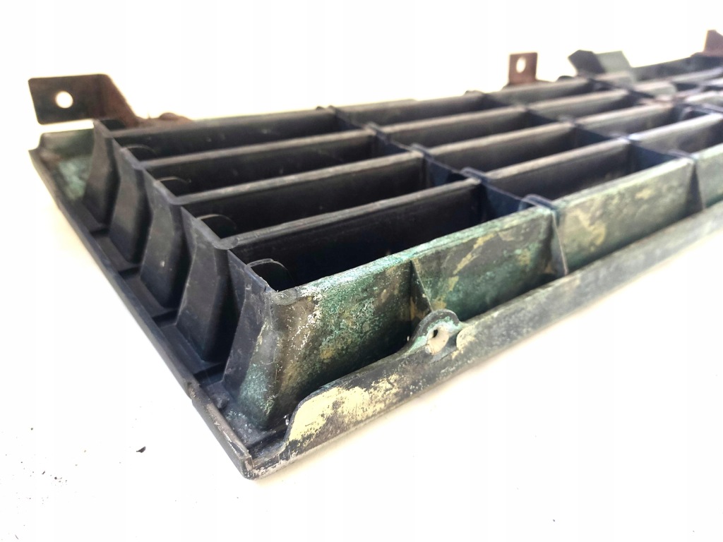 фото №5, Решётка радиатора mitsubishi pajero i