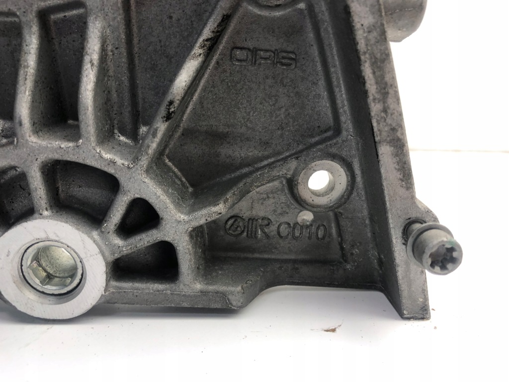 Fiat tipo кронштейн кронштейн двигателя 55263069 в Украине