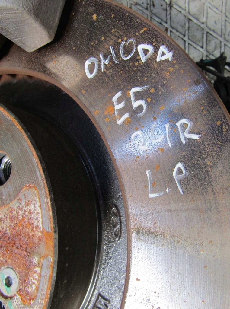 Купити Omoda e5 24r mcperson лівий поворотний кулак ліва амортизаторна стійка лапа 202001728aa