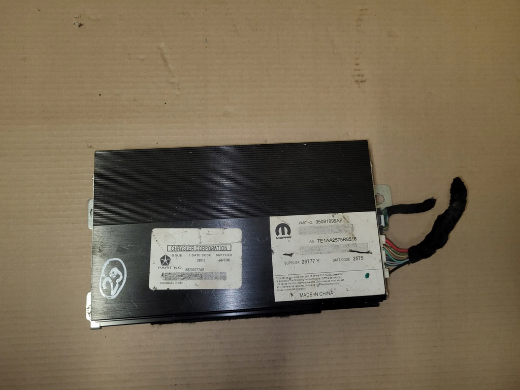 фото №1, Jeep cherokee kl підсилювач