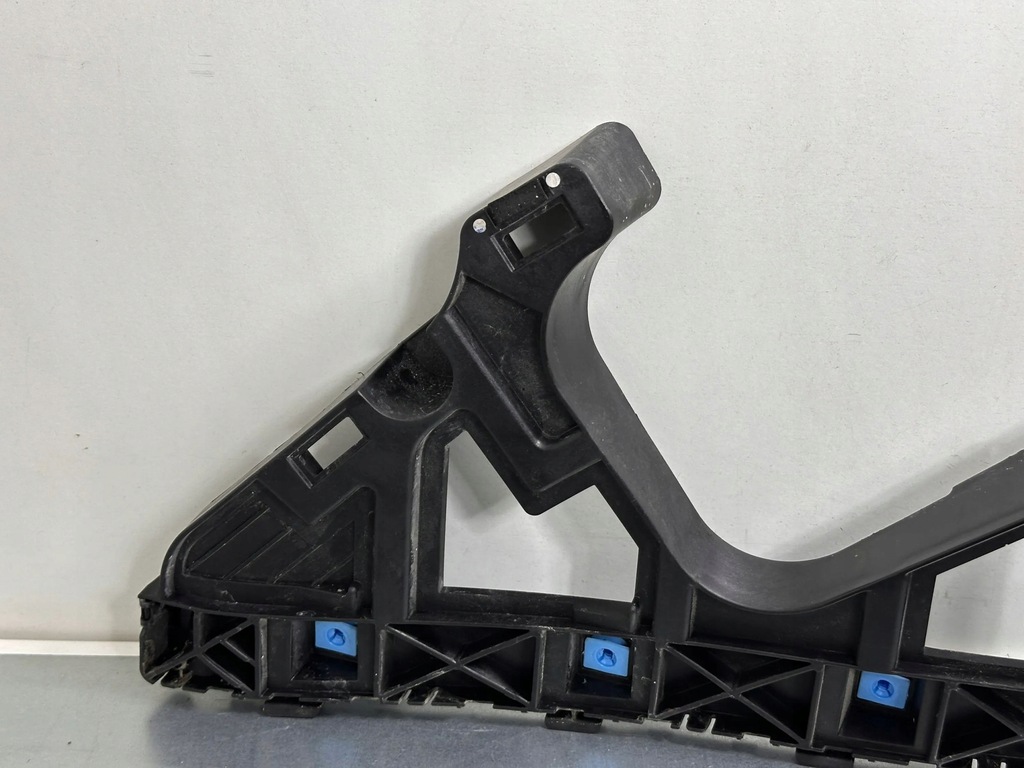 фото №7, Kia optima 2018 задняя сторона правая элементы крепёжные