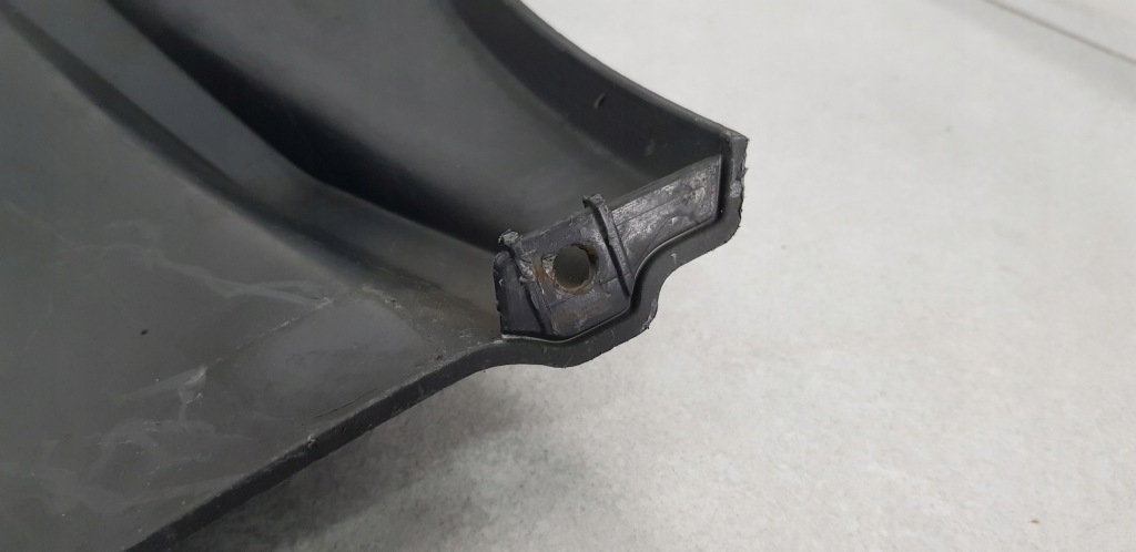 Vw touareg ii r-line накладка бампера задний  7p6807568b Доставка