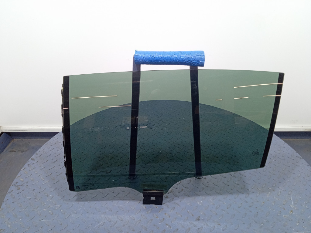 фото №1, Porsche panamera 971 long стекло дверь задняя левая задняя 971845317g