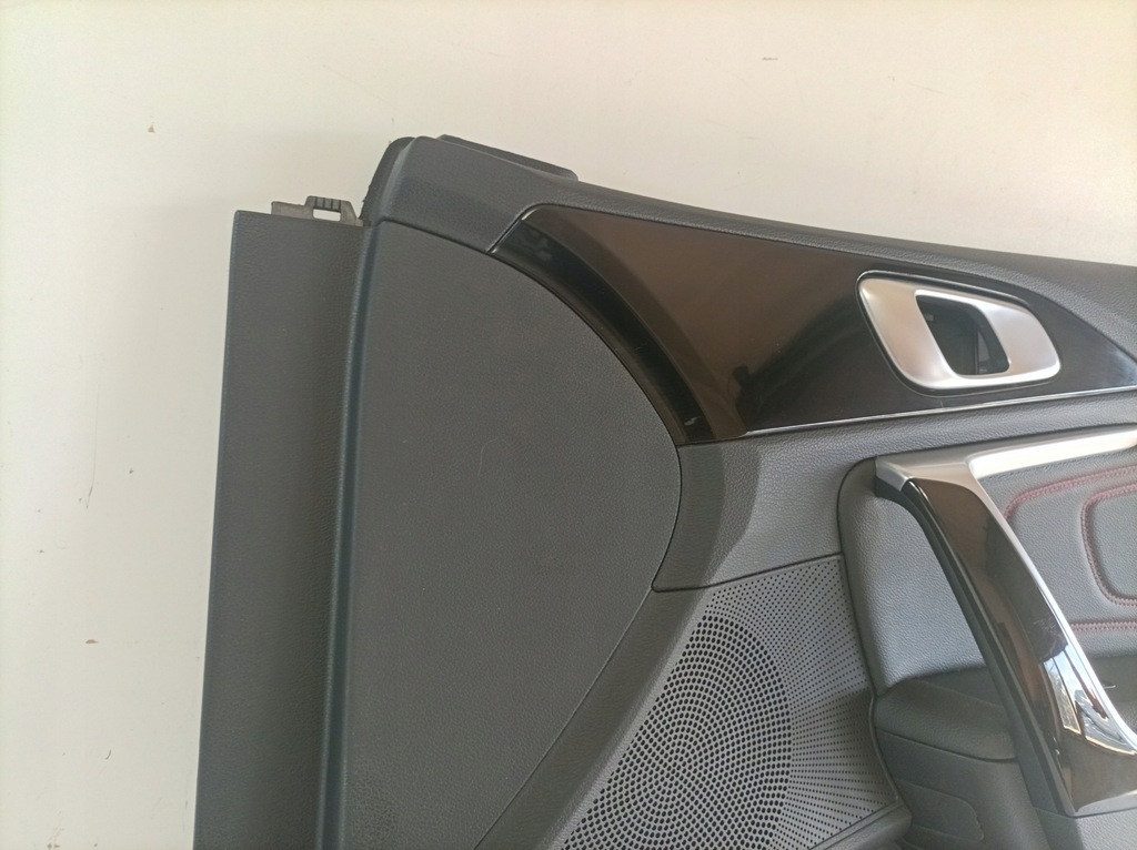 фото №5, Обшивка дверь правый перед kia ceed iii