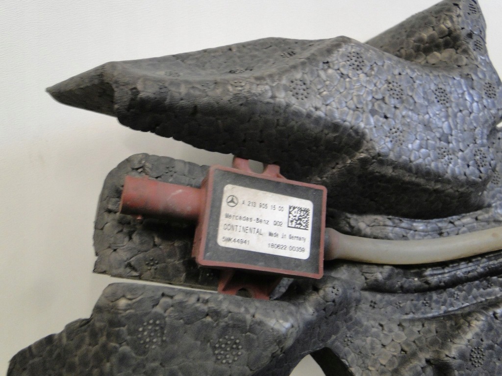 фото №8, Mercedes 213 w213 пенополистирол абсорбер бампера amg