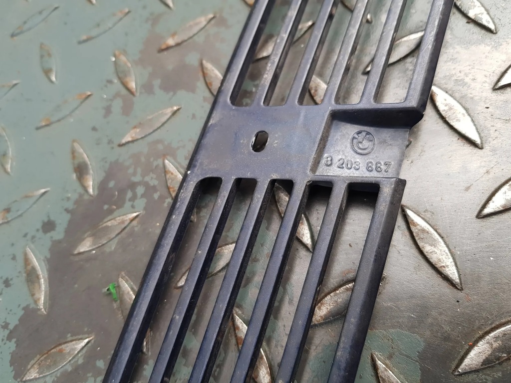 фото №9, Решётка капот 8 203 887 orientblau bmw 7 e38 przedlift