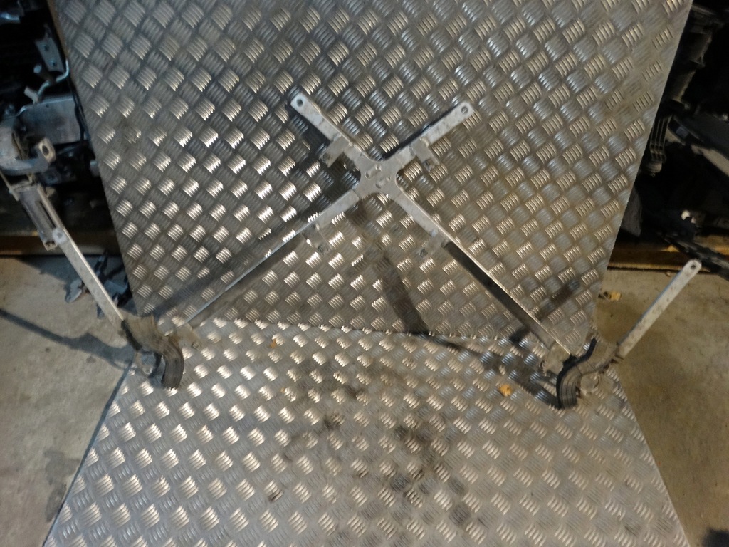 фото №1, Idealna розпірка задня porsche panamera 970 1