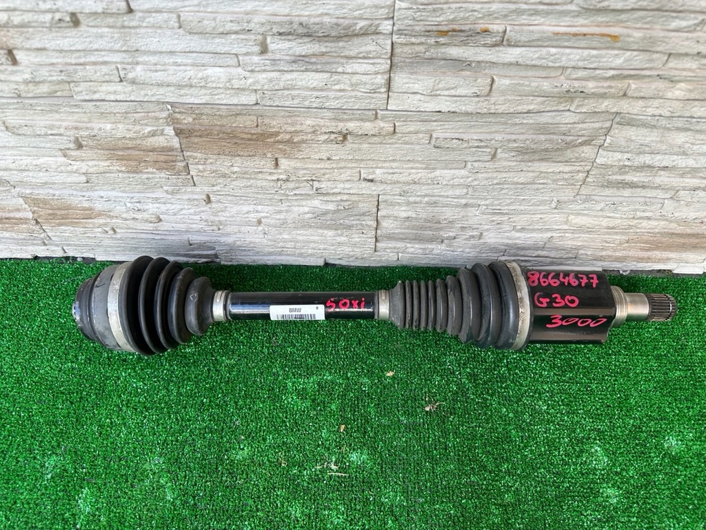 фото №1, Приводной вал bmw 5 g30 8664677