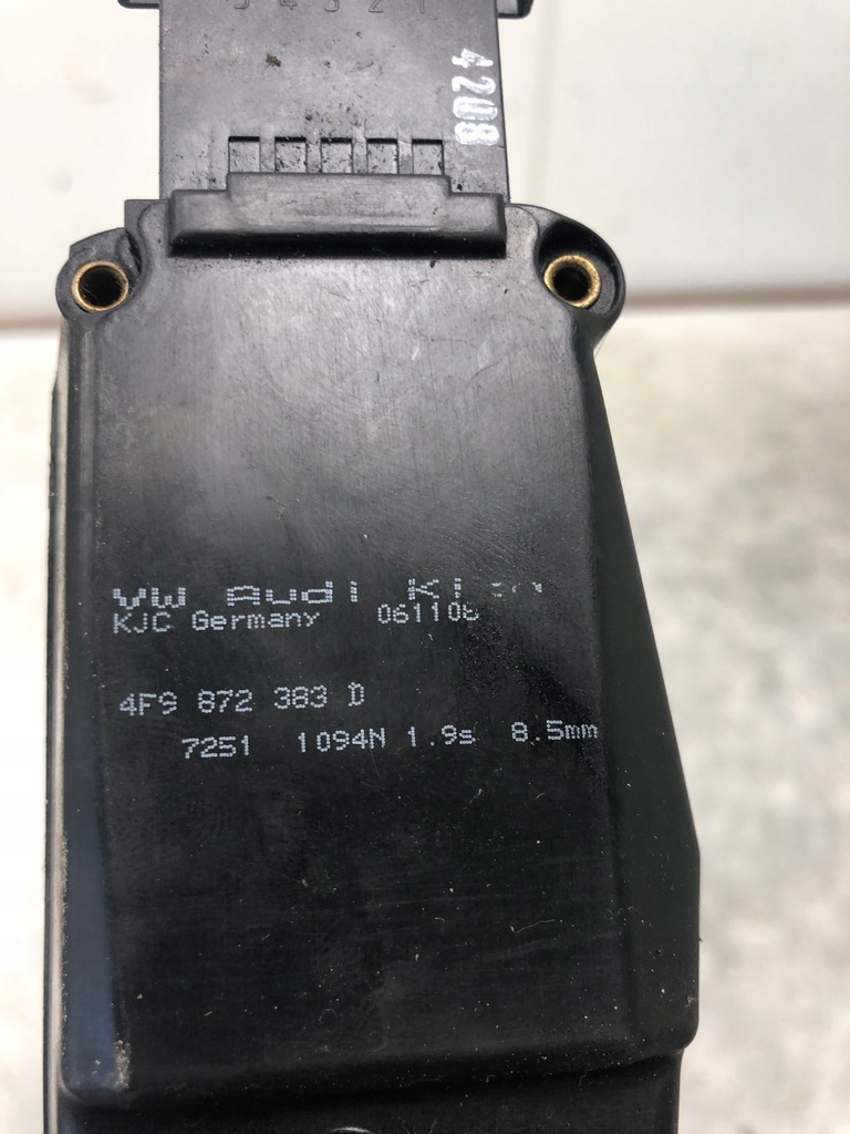 фото №5, Замок доводчик крышки audi a4 b8 a6 c6 q5 4f9872383d
