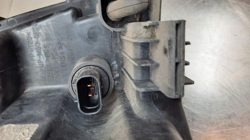 фото №6, Фара левый перед hyundai matrix 03r