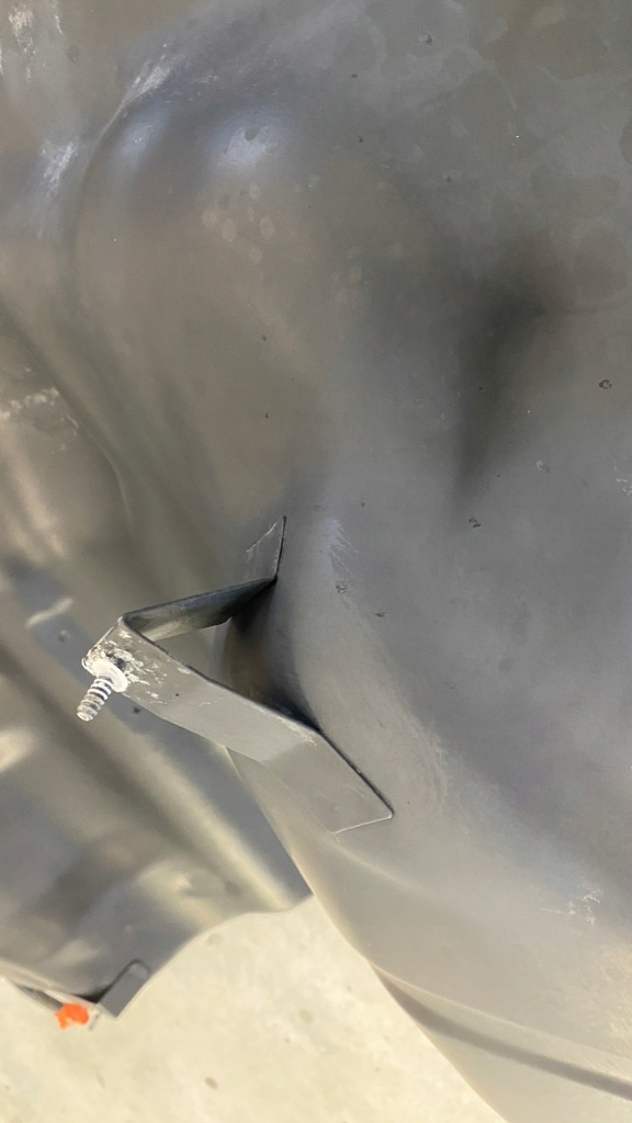 Бак топлива bak mercedes s63 w221 m157 lift 2214706901 Недорого