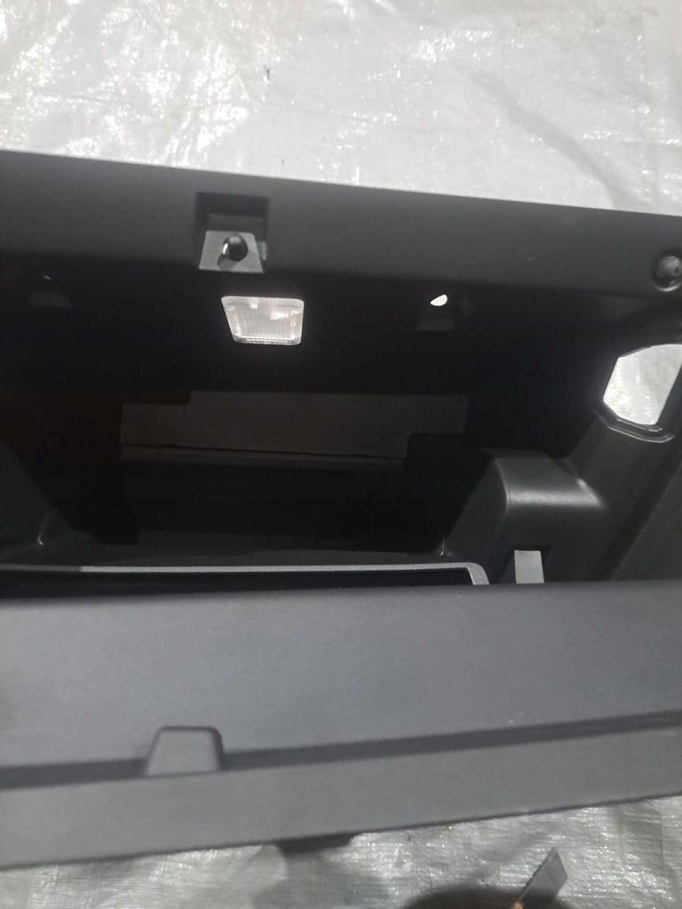 фото №5, Renault zoe ii бардачок пассажира 2271603x