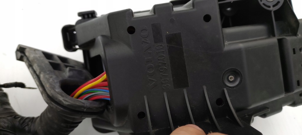 фото №5, Volvo xc90 i 2.4d коробка корпус предохранителей 30797010 ms/a33