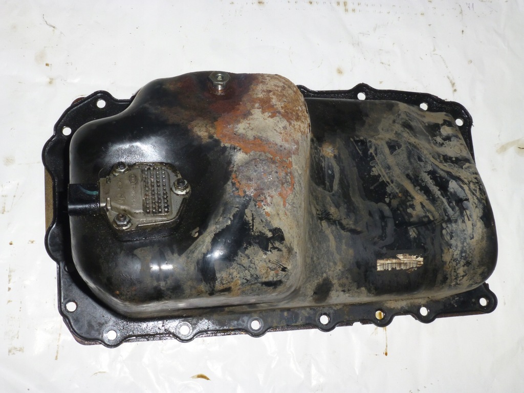 фото №8, Поддон масляная 7504639 7501786 bmw e90 n46