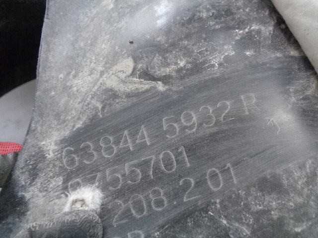 фото №4, Подкрылок правый перед renault captur ii 1.6 e-tech 2023 rok