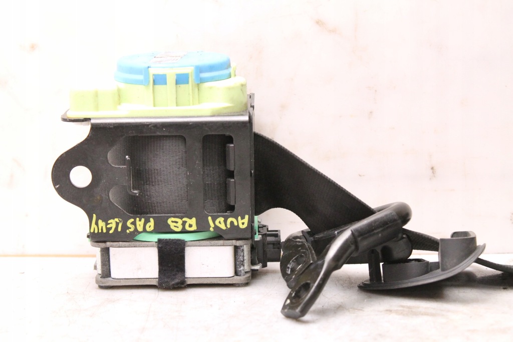 фото №4, Audi r8 420 06r- pas безпеки правий