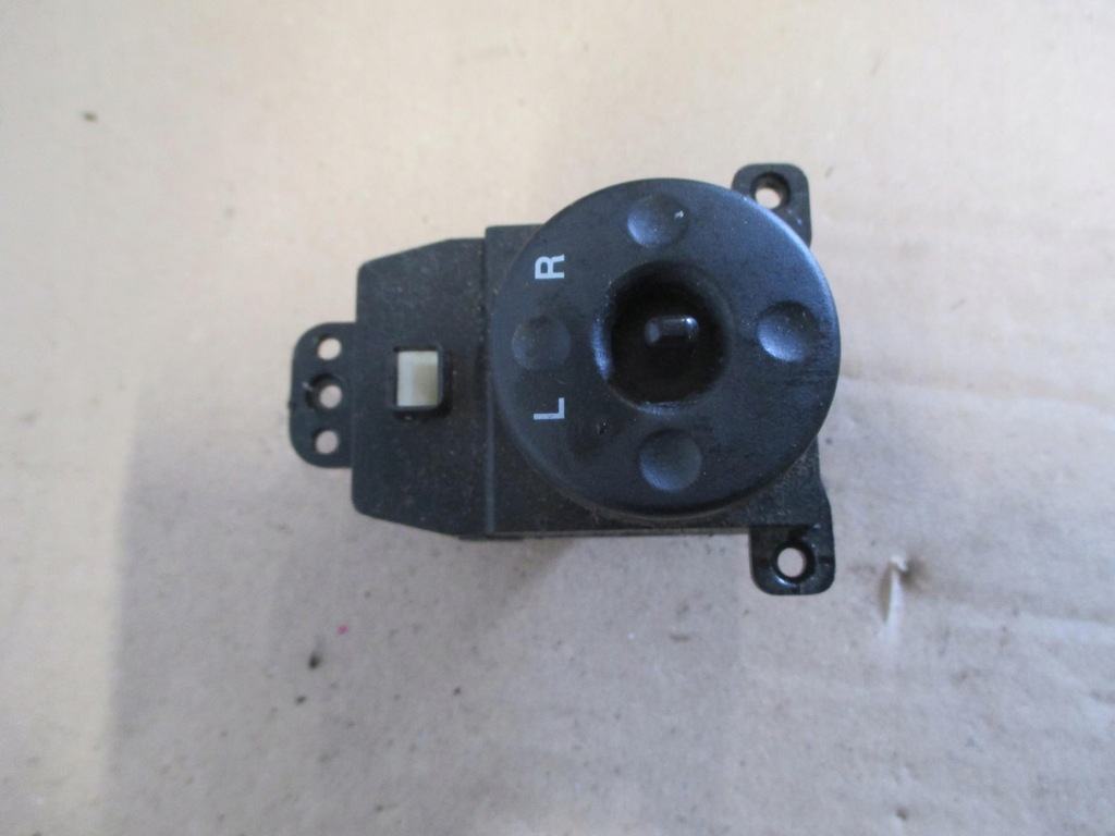 фото №1, Accent 3 iii 05-11 панель зеркал