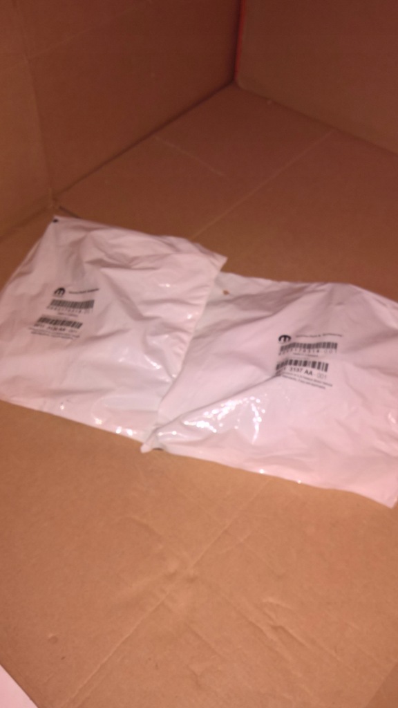 фото №7, Chrysler t&c dodge caravan направляющая кронштейн кронштейн бампера 05113137aa 36aa