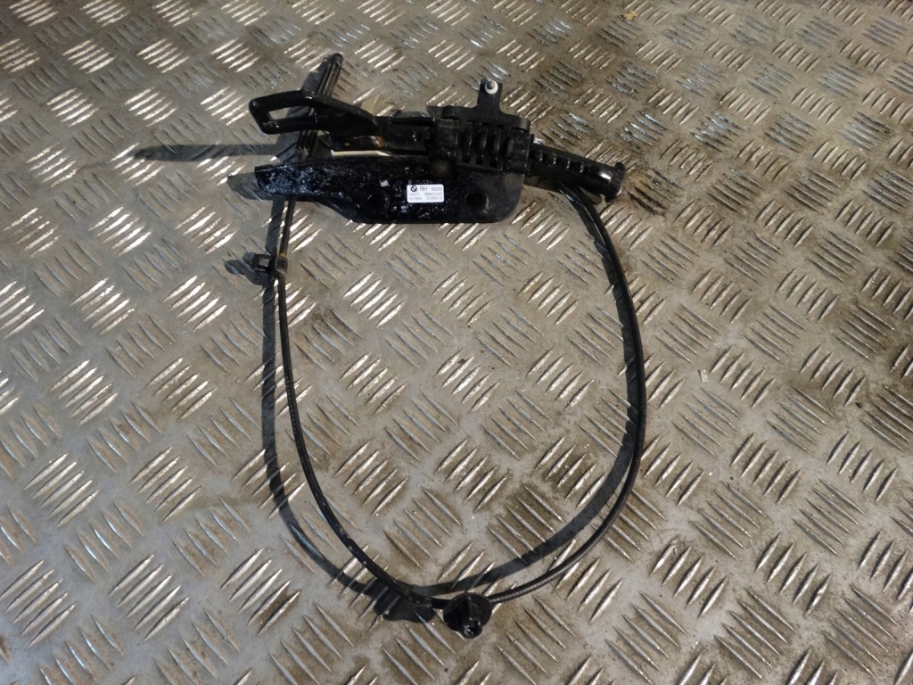 фото №1, Замок сиденье правый задний bmw g02 1