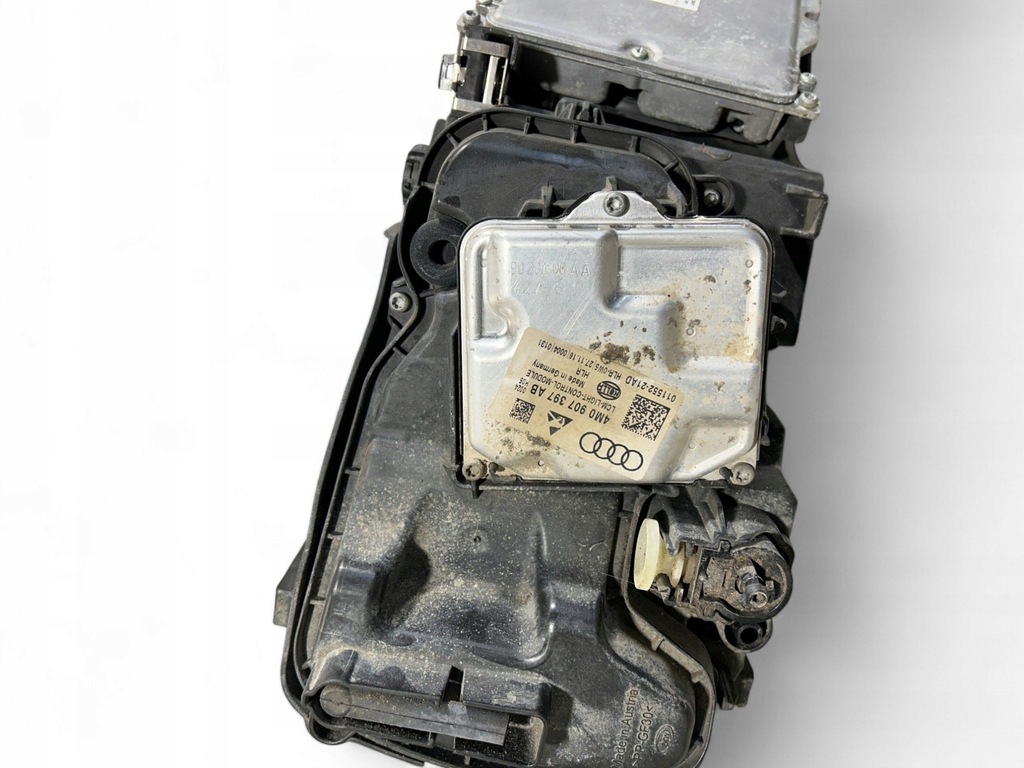 фото №11, Audi q7 4m 2017 лампа передняя