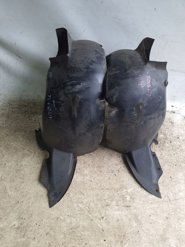 фото №1, Vw touran 01-06 подкрылок перед правое