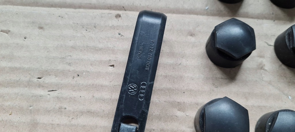 фото №8, Sq8 4m rsq8 q8 кришка болти колеса 20sztuk 4m0601173e a4 b9 a5 8w q7 4m a6