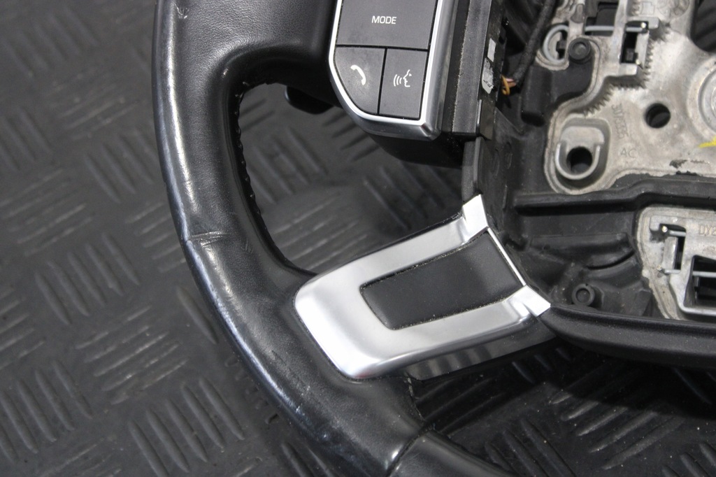 фото №9, Воздуховод мультифункция лепестки переключения land rover discovery v 5 l462