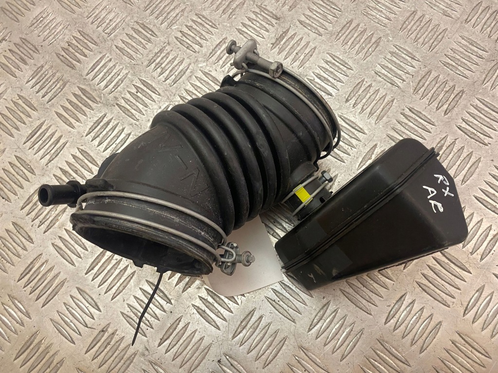 Купити Lexus rx 450h 2021 труба / патрубок впускний повітря 1788131411