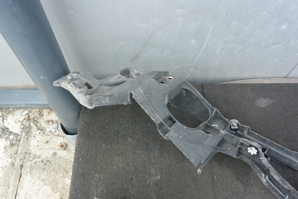 фото №11, Направляющая кронштейн крыла правый левый перед bmw x5 e70 lift