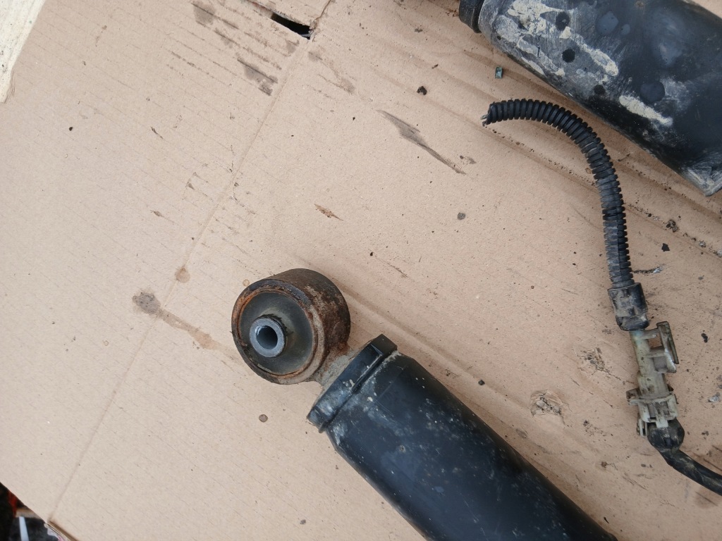 Амортизатор ids правий лівий opel astra h 13191633 13191634 опис Ціна