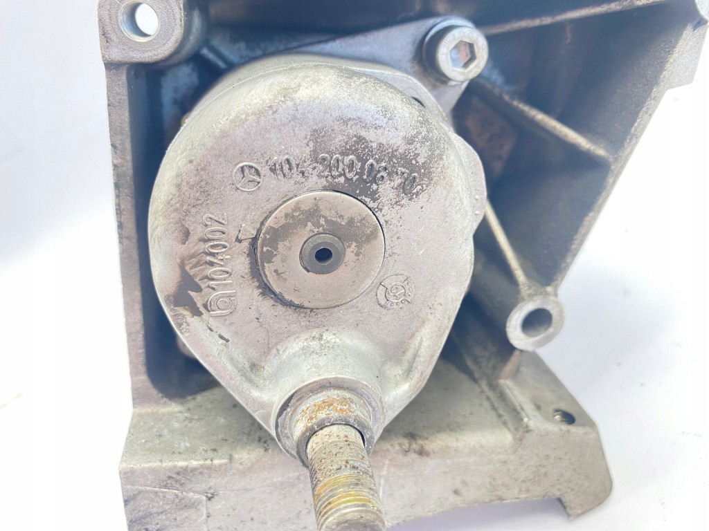 Купить Кронштейн кронштейн компрессора mercedes w124 m104 e280 e320 1042360030 1042000870