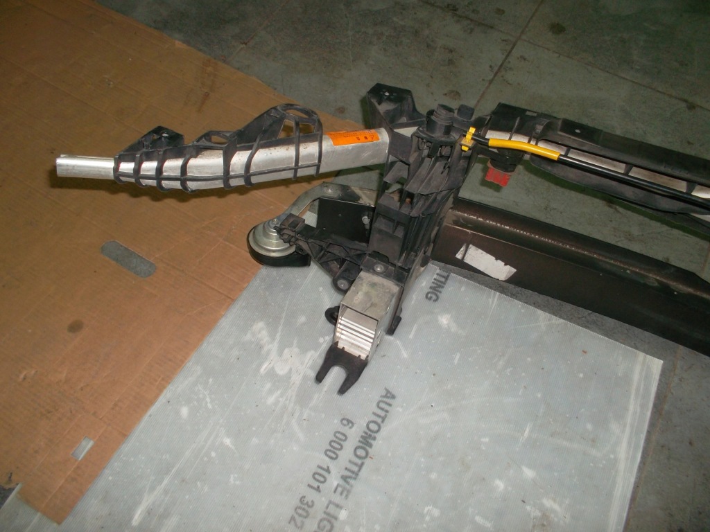 Mercedes cla 117 w117 усилитель передний ремень перед балка зона сигнал с Разборки