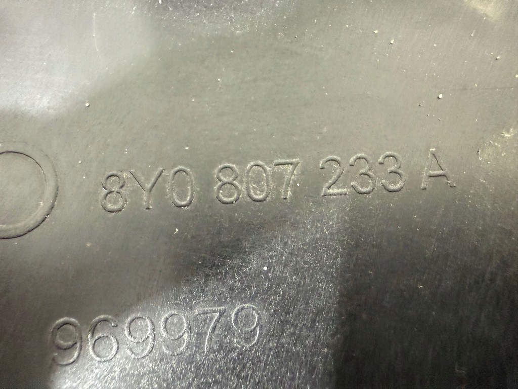 фото №9, Защита pod бампер передний перед audi a3 8y 8y0807233a